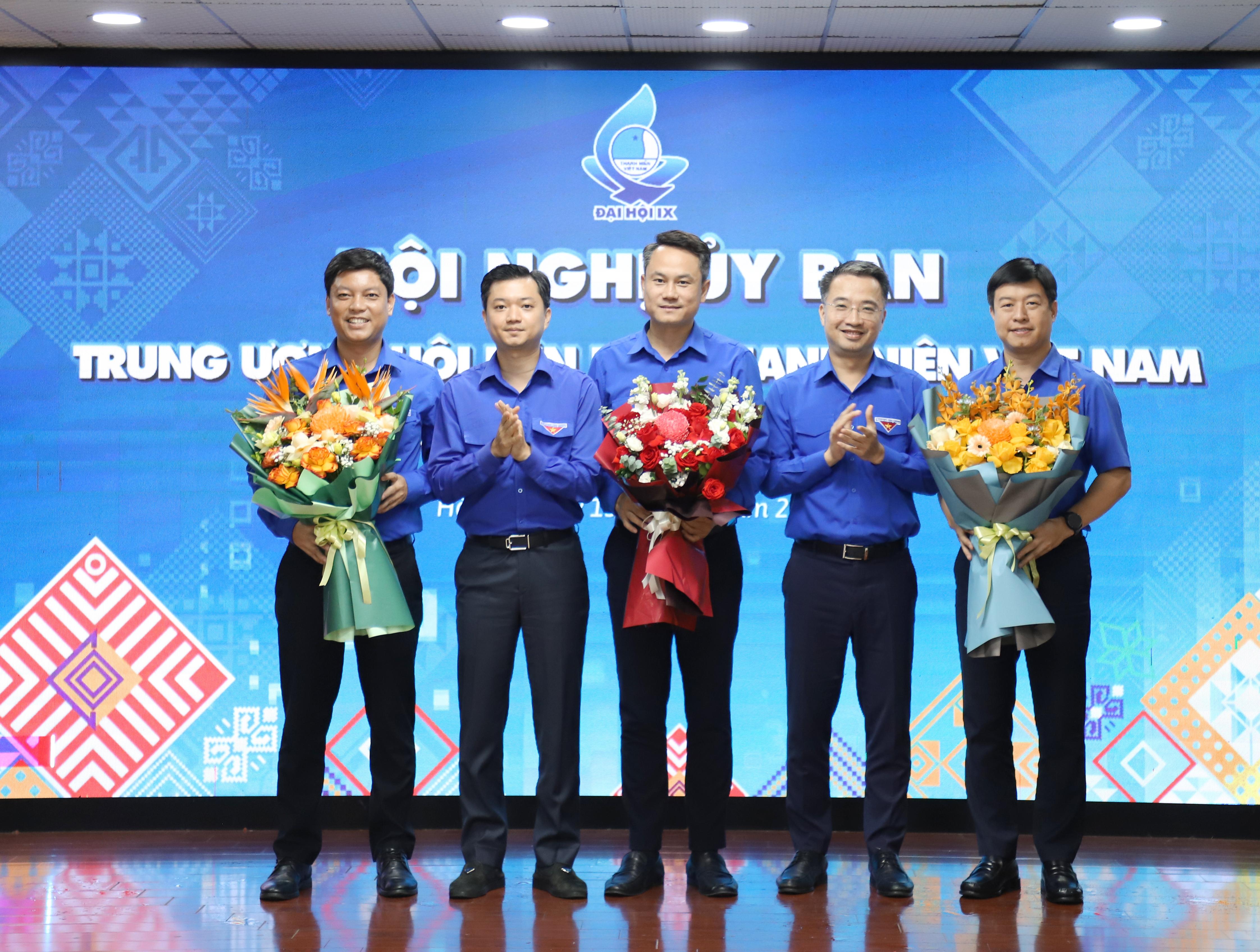 Đồng chí Nguyễn Kim Quy làm Chủ tịch Hội Liên hiệp Thanh niên Việt Nam khóa IX